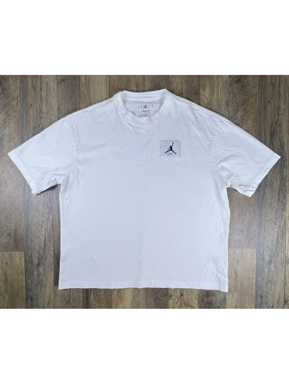 Jordan Flight Oversized Tshirt Tee Medium Essential Short Sleeve Crew Nike White